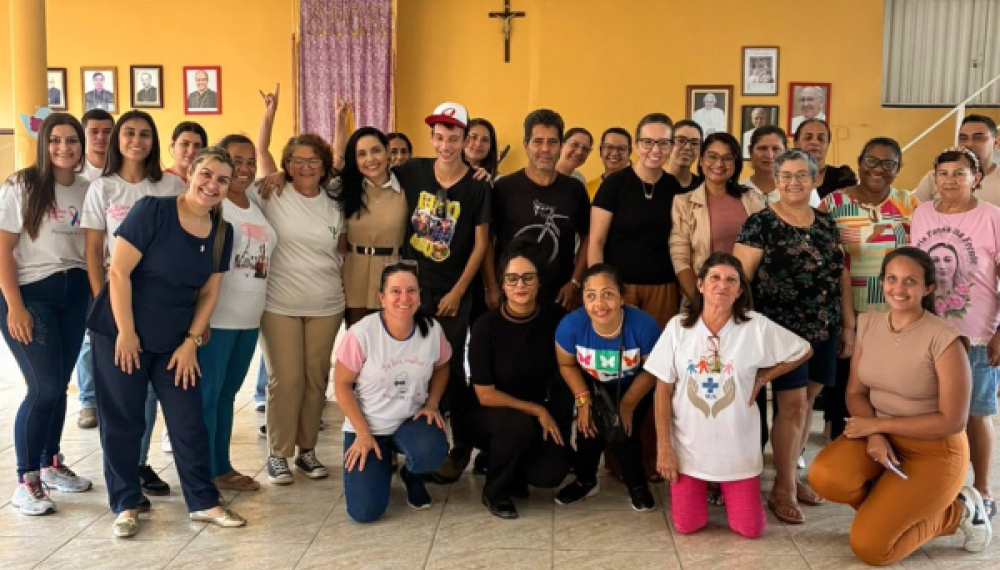Centro de Convivência e Cultura "Um espaço para conviver, criar e cuidar